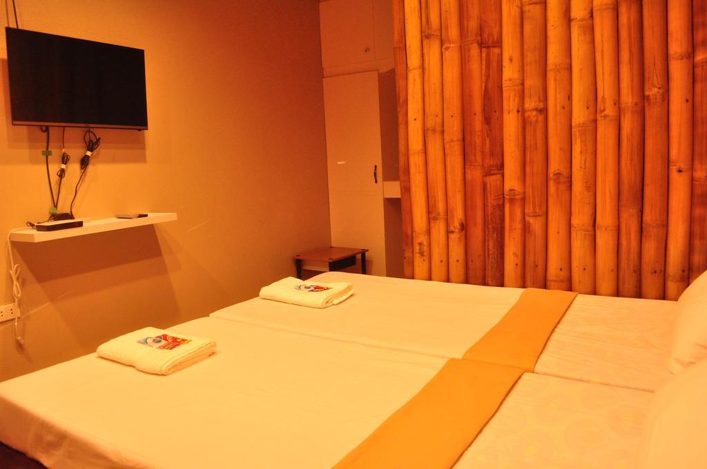 Ceazar'S Place Dauin Luaran gambar